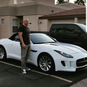 Meet your Posher, Corey